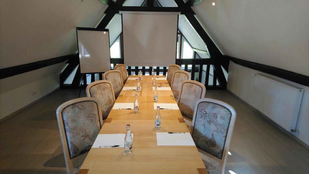 Logis Hotel Le Relais De La Poste Restaurant Le Fil Du Temps Thury-Harcourt-le-Hom Luaran gambar